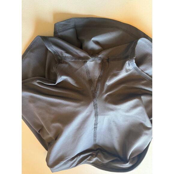 Athleta Second‎ Wind Skort - size L - Picture 9 of 9